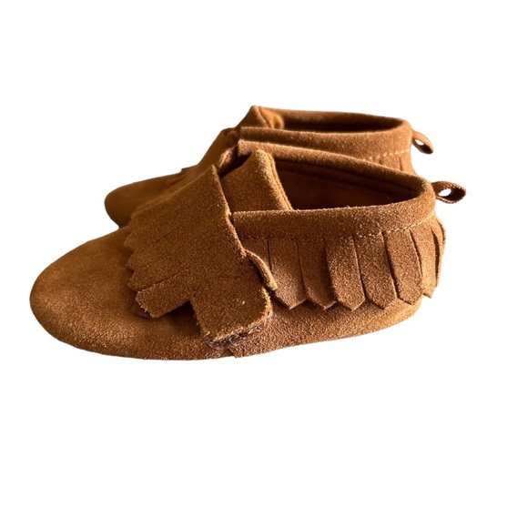 Toddler Moccasins, Vegan Leather, Size 5 - Picture 4 of 6